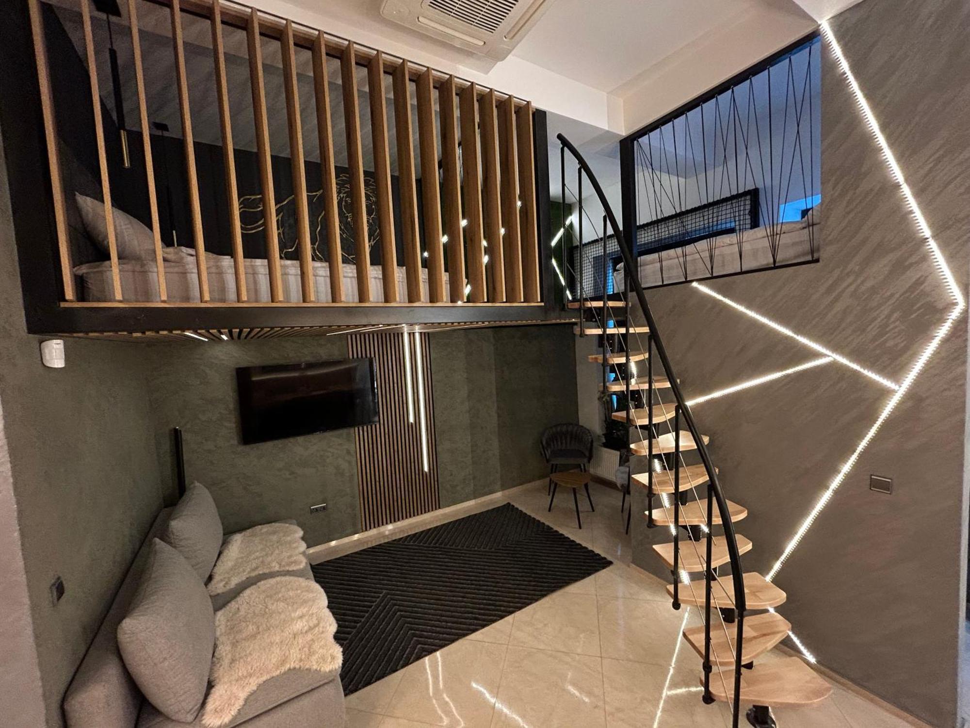 Leo Apartment Suite & Private Spa Zone - Old City 브라티슬라바 외부 사진