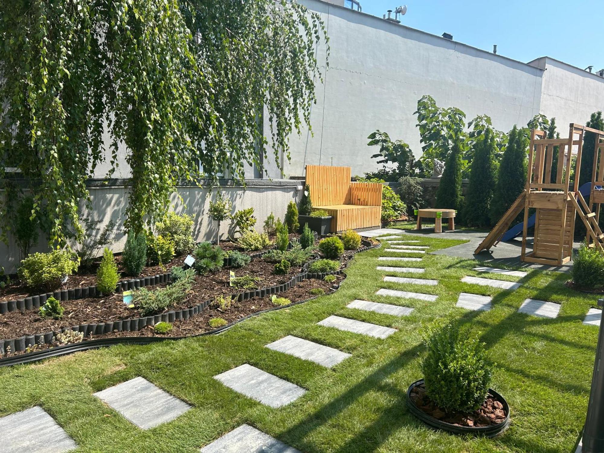 Leo Apartment Suite & Private Spa Zone - Old City 브라티슬라바 외부 사진